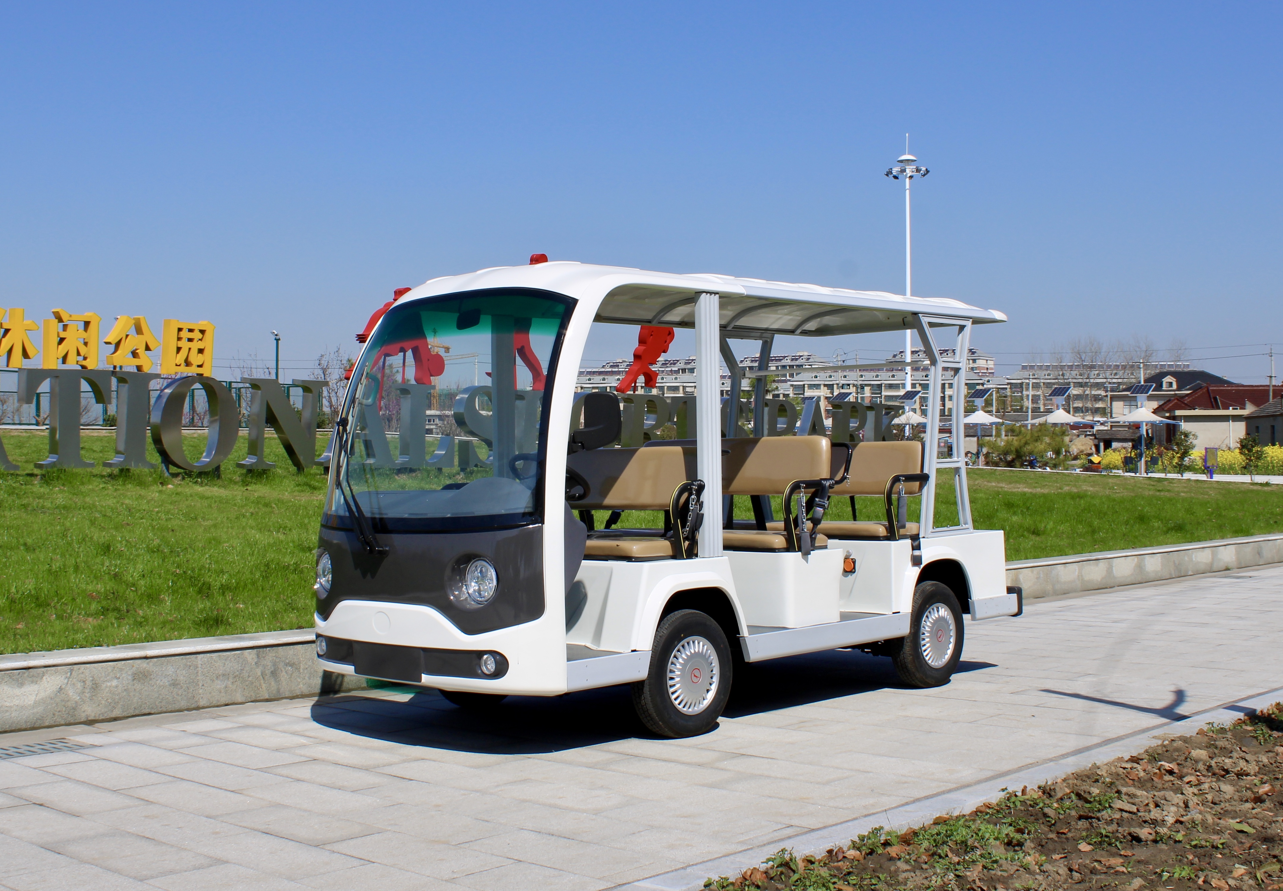 八座觀光車UB-8L